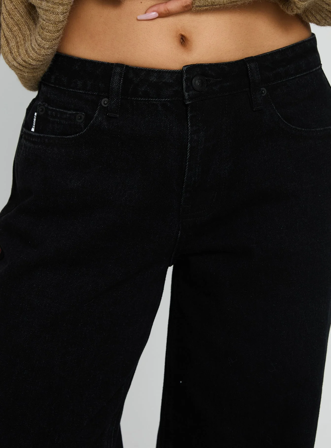 Darla Low Rise Straight Leg Jeans Washed Black - Image 6