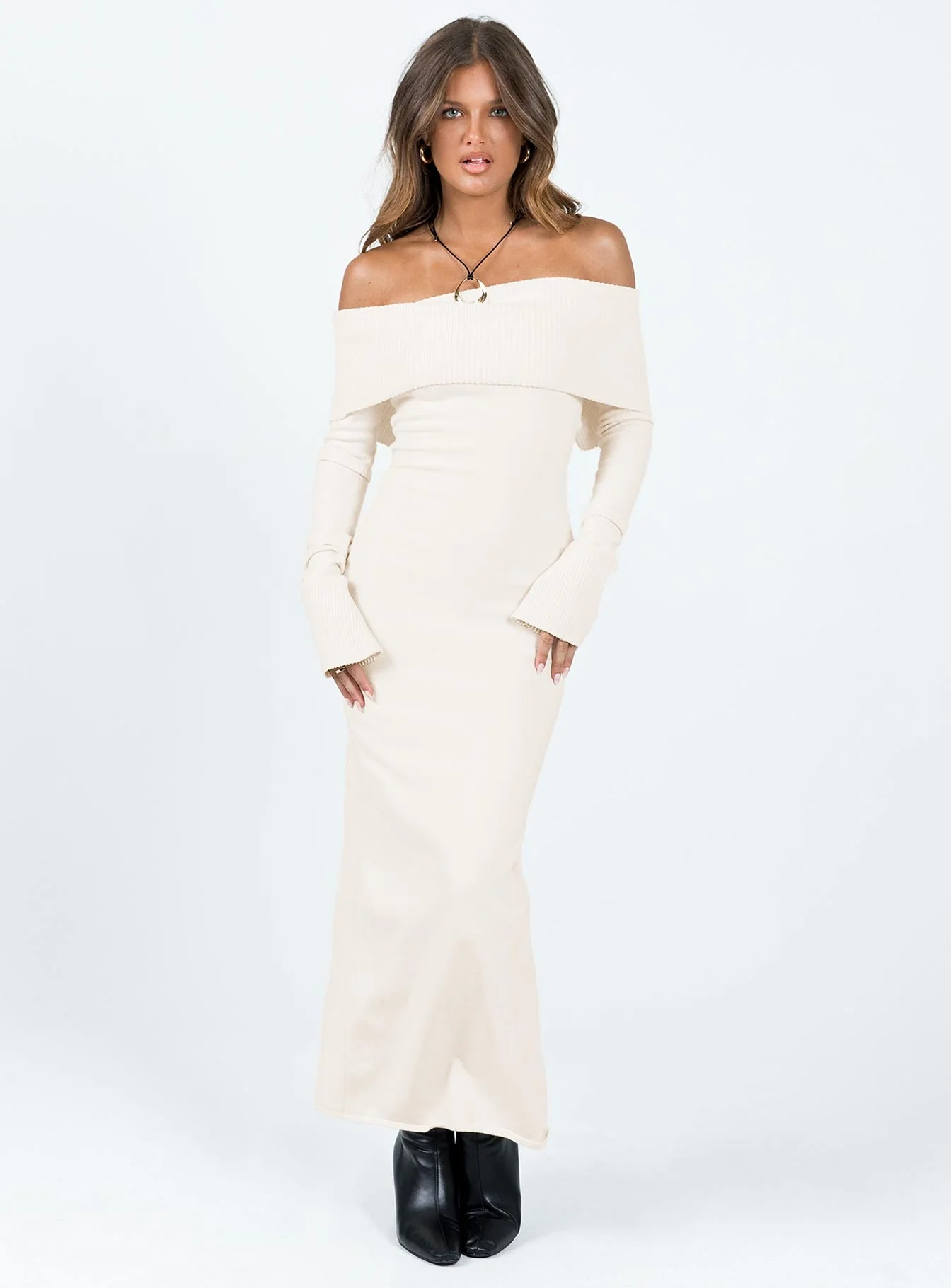 Louden Long Sleeve Off Shoulder Maxi Dress Cream - Image 3