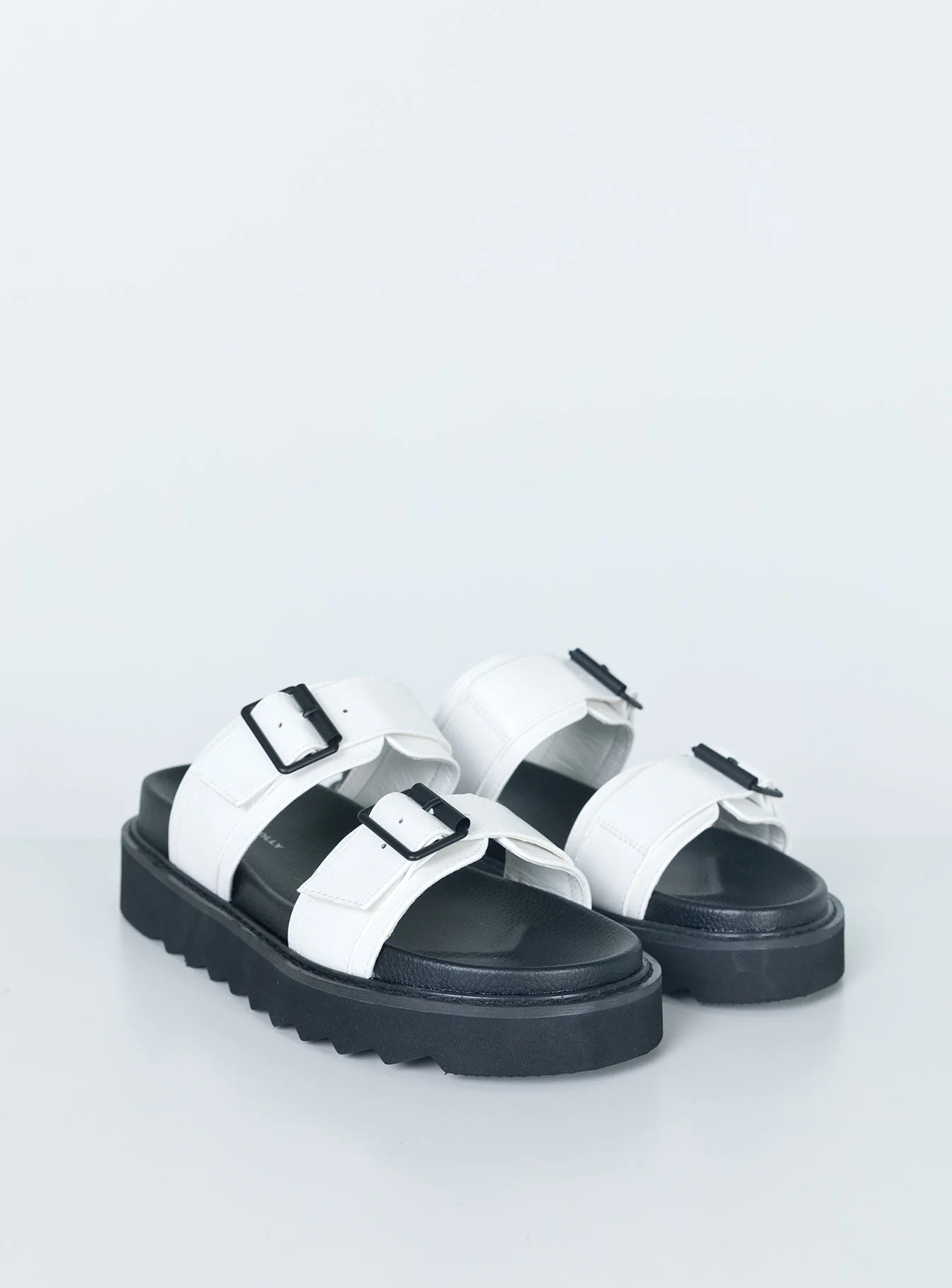 Ma Belle Sandals White - Image 3