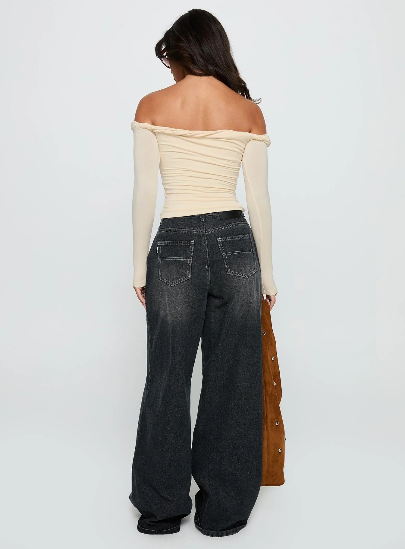 Naylor Mid Rise Wide Leg Jeans Grey Wash - Image 5