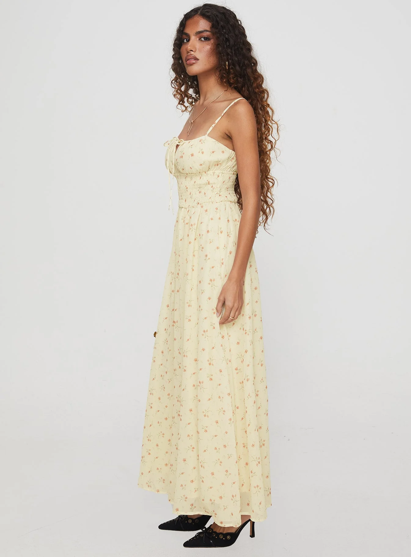 Pearle Shirred Maxi Dress Cream Floral - Image 4