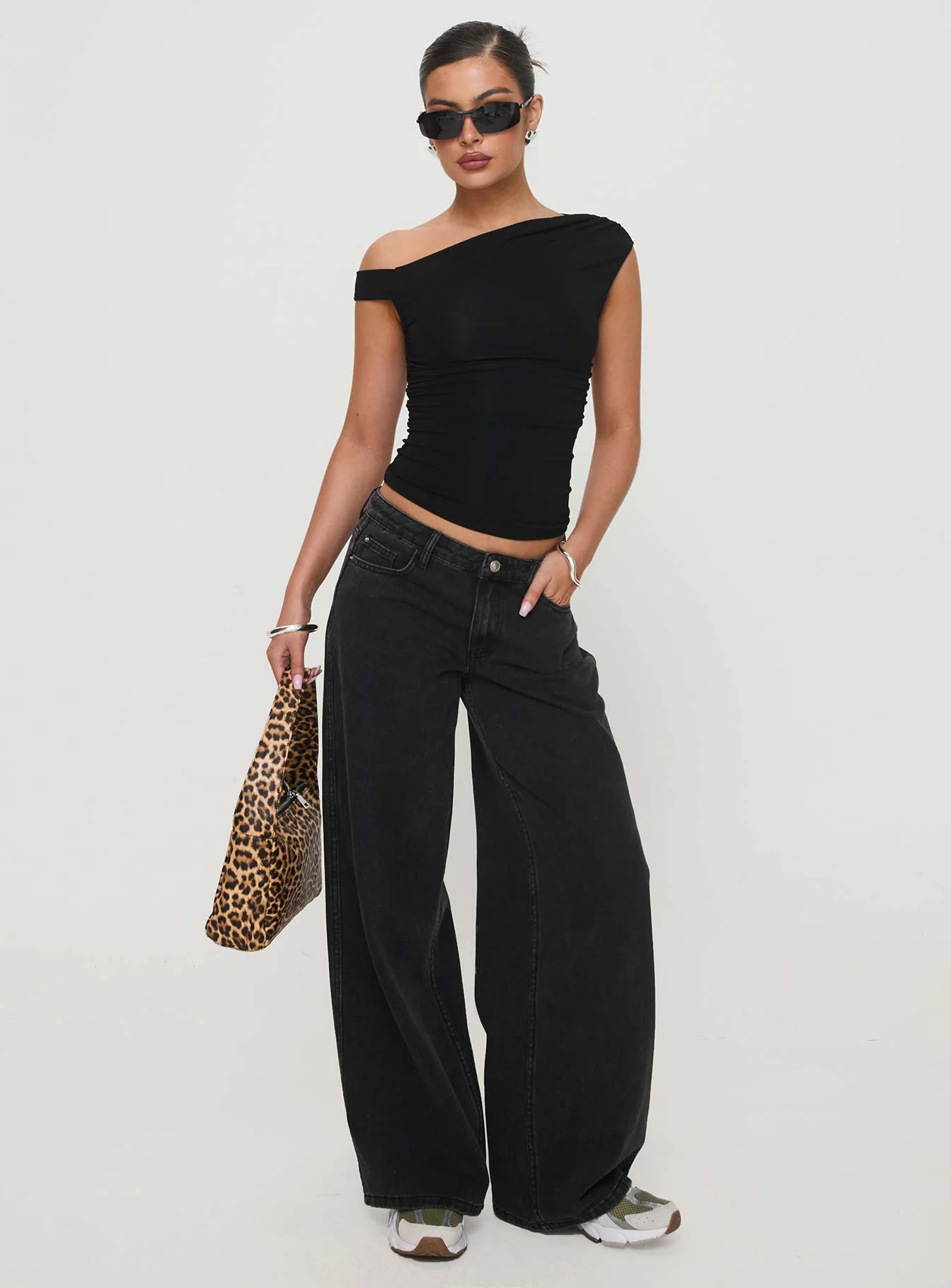 Ramos Low Rise Denim Jeans Washed Black - Image 3