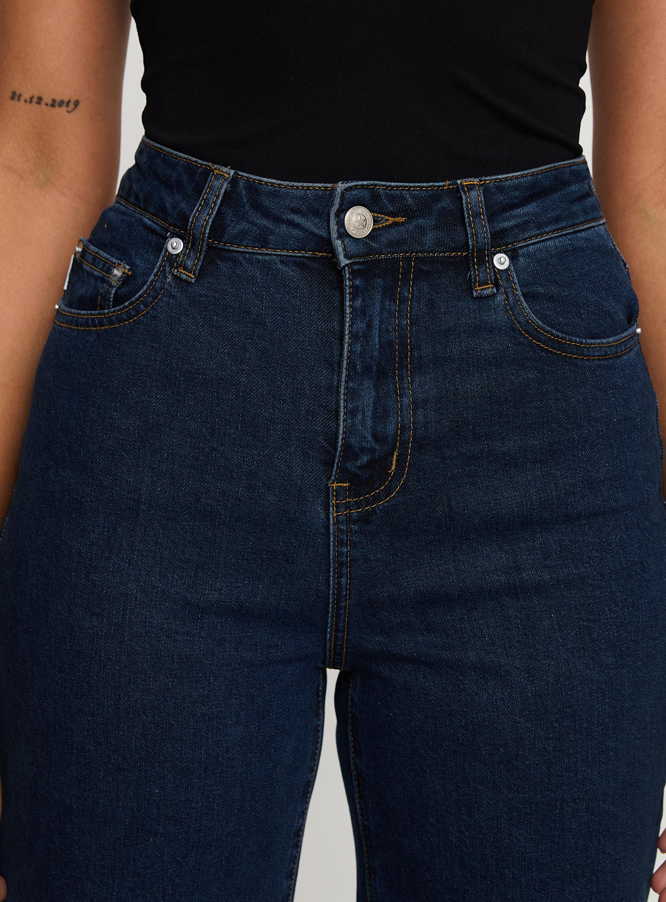 Thearlie High Rise Flared Jeans Dark Wash - Image 7