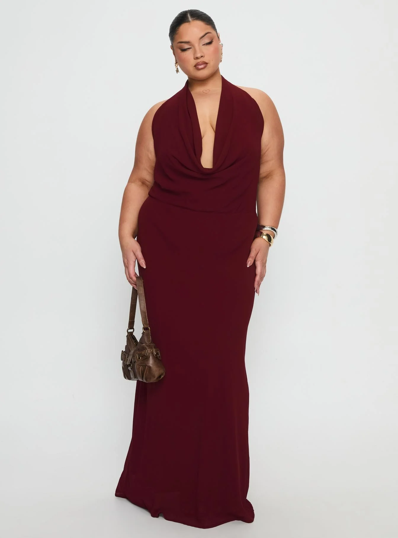 Vortexa Halter Maxi Dress Currant Curve - Image 3